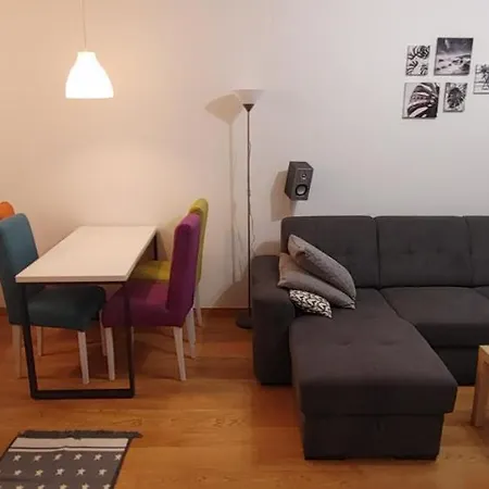 12 Zemunske Kapije